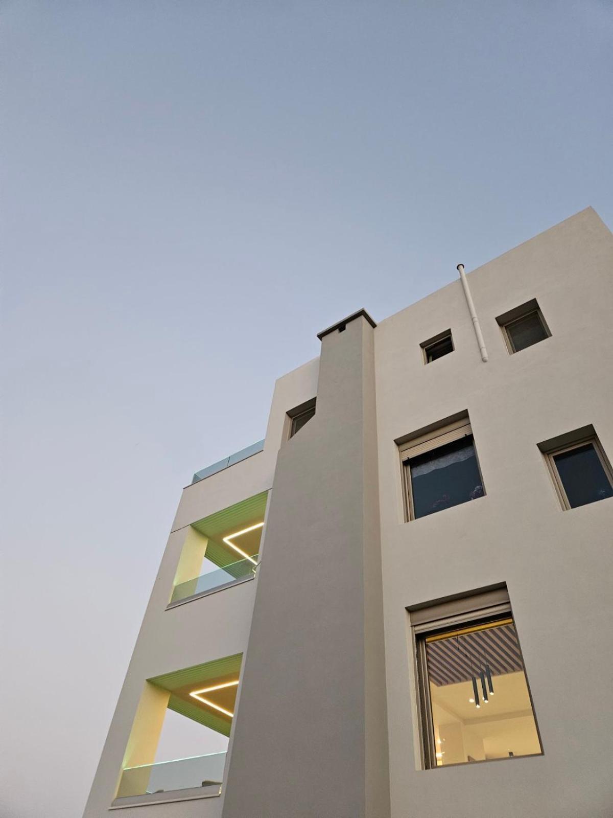 Calm & Dreamy Luxury Apts Pírgos Exterior foto
