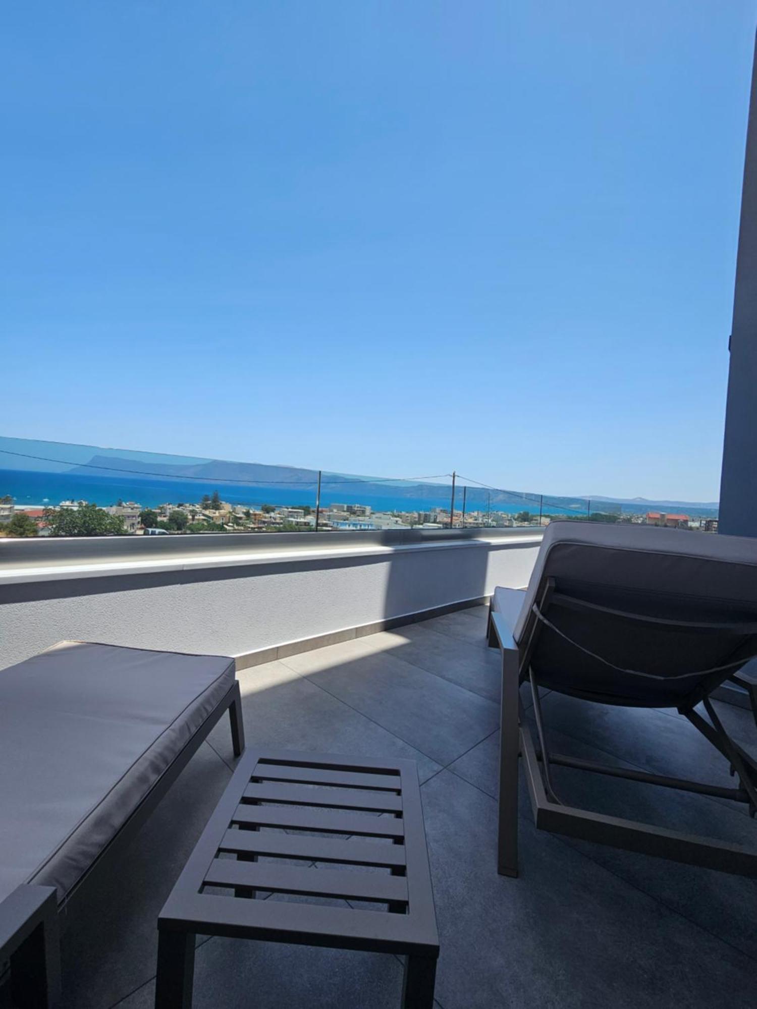 Calm & Dreamy Luxury Apts Pírgos Exterior foto